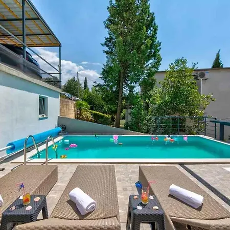 Apartament One-bedroom In Lxxix Crikvenica