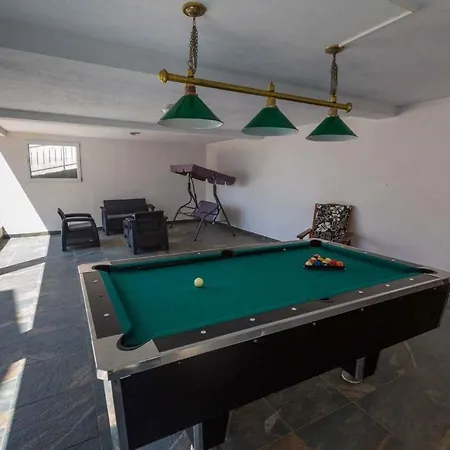 One-bedroom In Lxxix