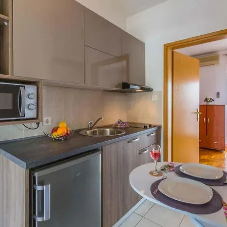 דירה One-bedroom In Lxxix