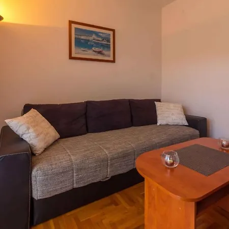 One-bedroom In Lxxix *