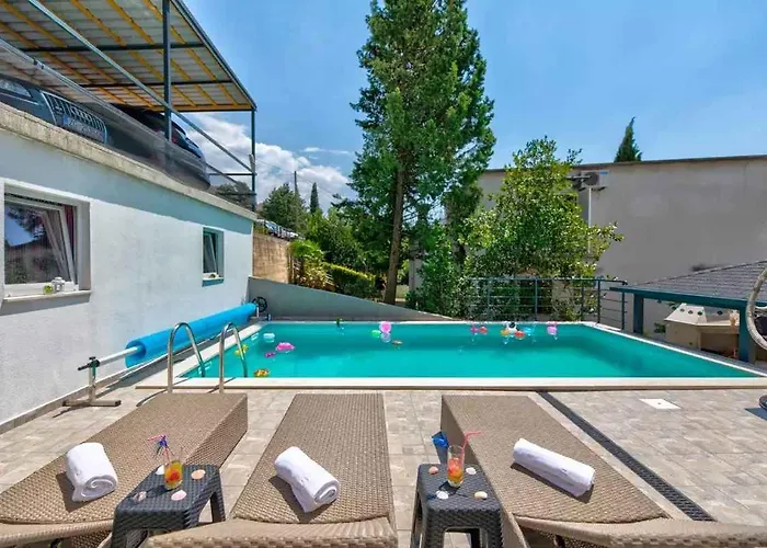 Lägenhet One-bedroom In Lxxix Crikvenica